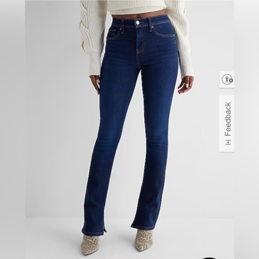 Express Mid Rise Dark Wash Skyscraper Jeans size 8 short